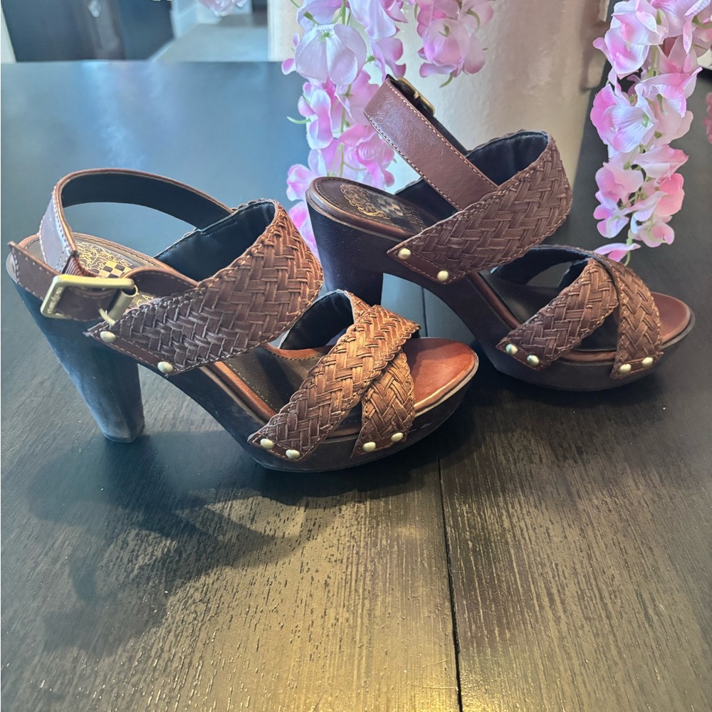 Vince Camuto VC- Claire Navajo Brown heel